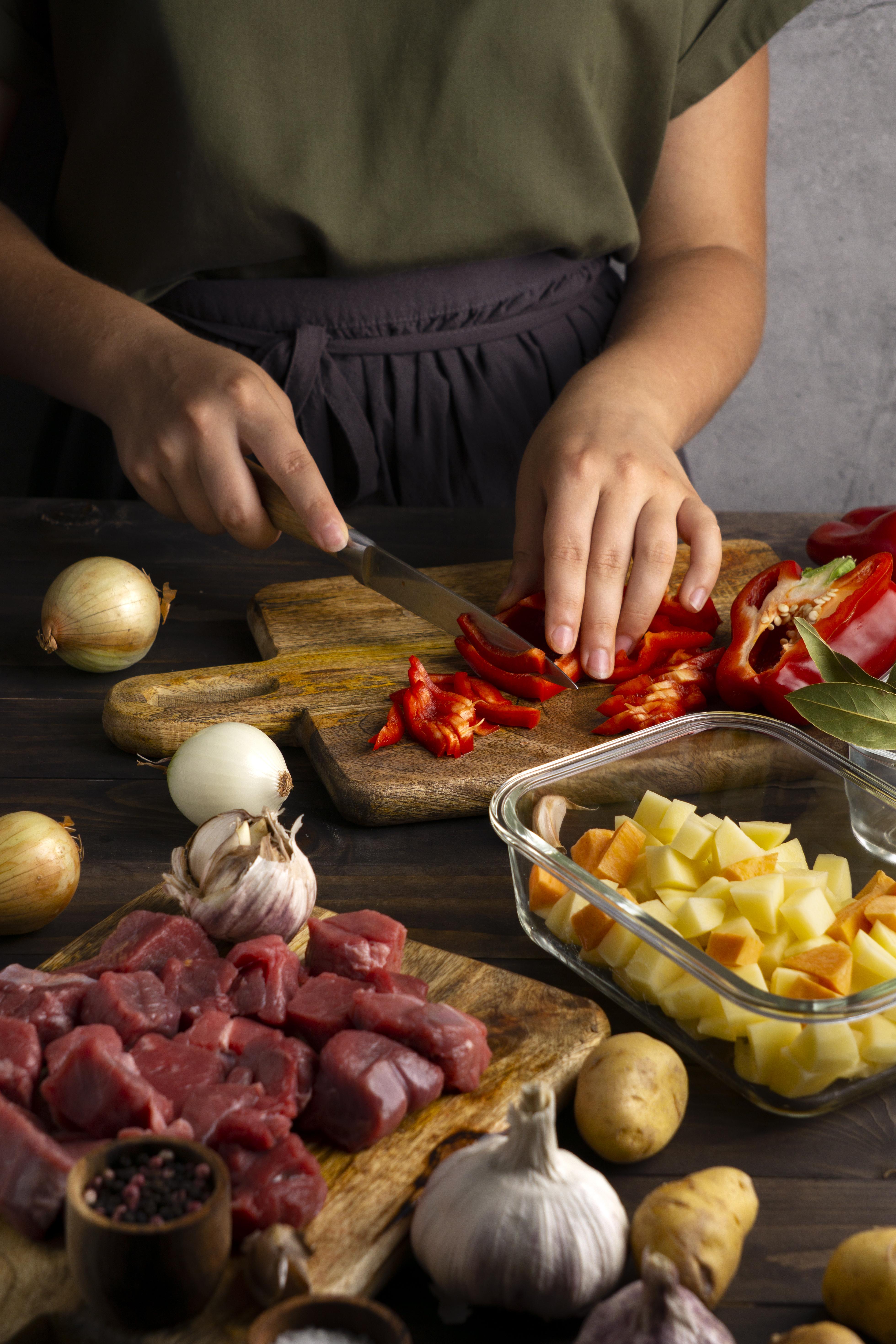 The Secret to a Lip-Smacking Mutton Curry? It Starts with Fresh Meat